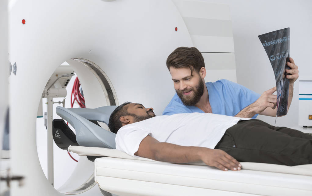 ct机器怎么分辨看肺结节的不同CT到底有什么区别？来看看哪一种最合适你-AED除颤器产品网