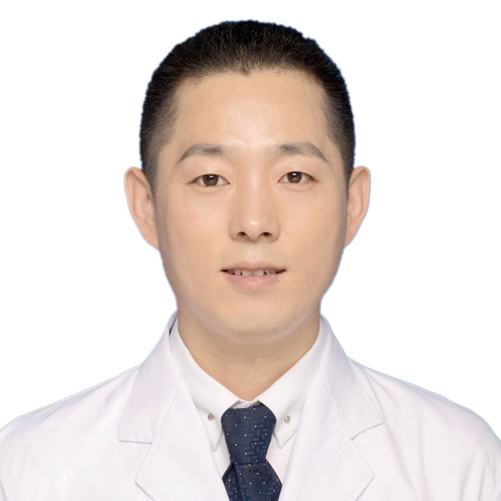 李亚伟
